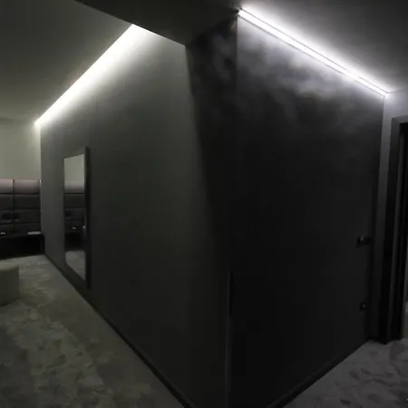 Albes Hotel 4*