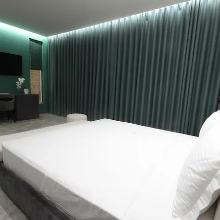 Albes 4*