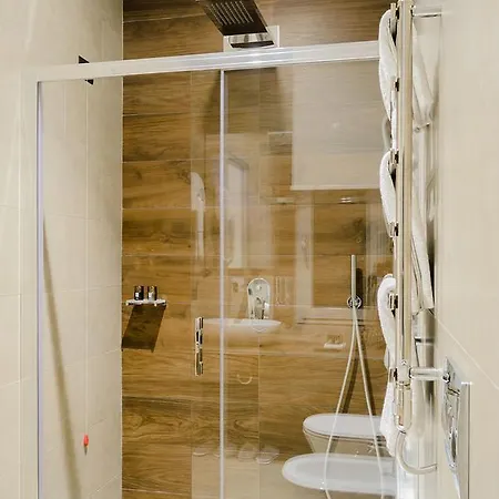 Отель Albes 4*