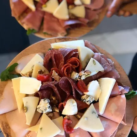 Albes מלון פייר