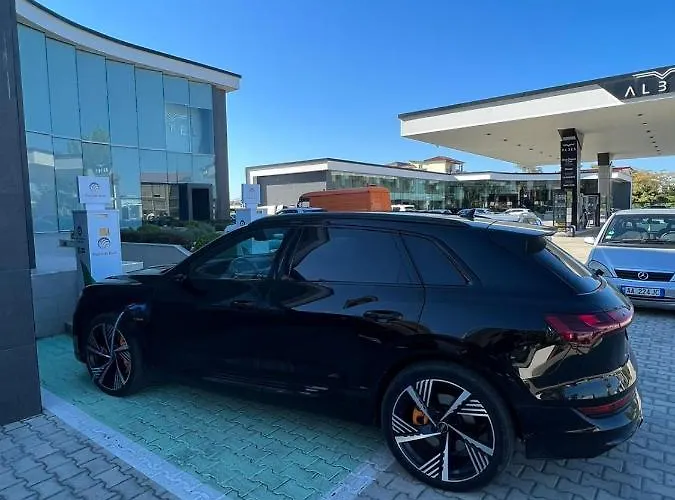 Albes Szálloda Fier